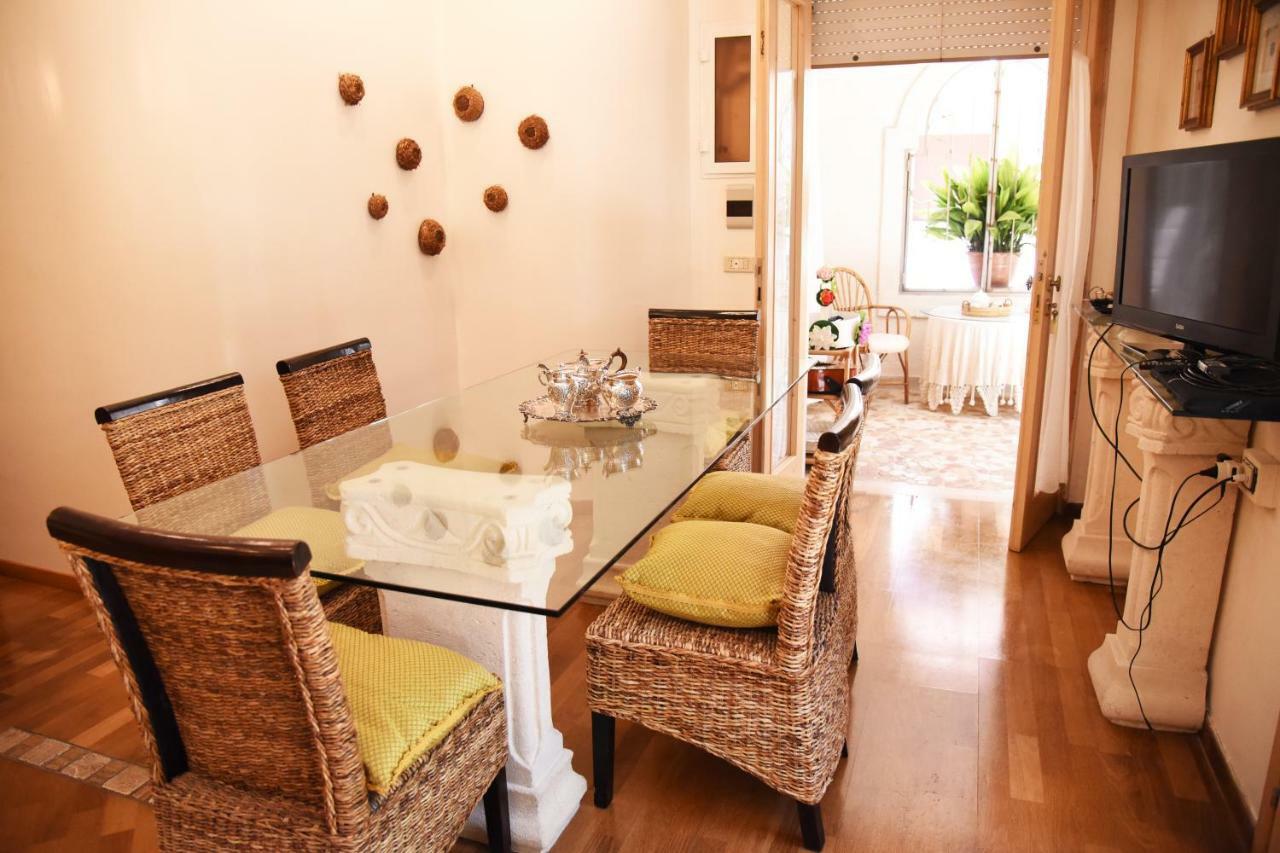 B&B Al Vecchio Glicine Torre Canne Exterior foto